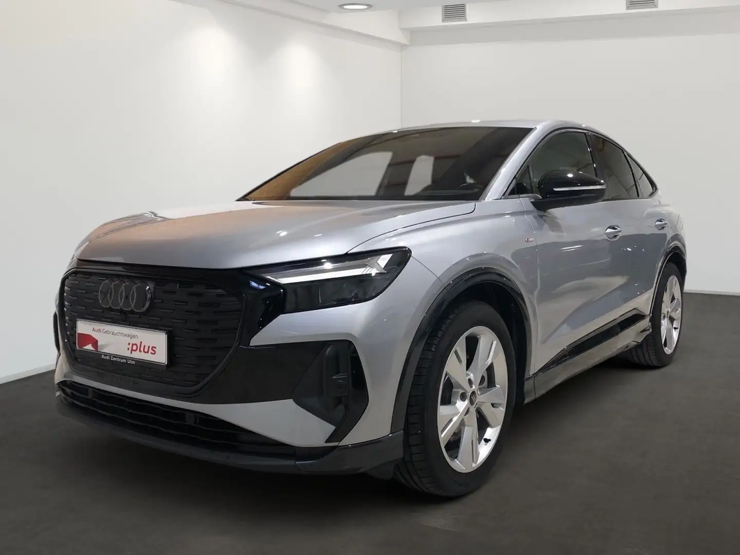 Audi Q4 e-tron Q4 Sportback 45 e-tron S-Line AHK NAV+ E-KLAPPE Argento - 2