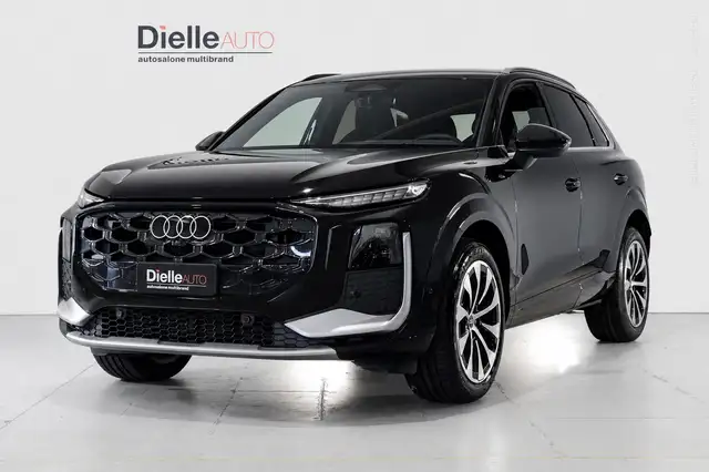 Audi Q3 Q3 SUV 35 TFSI MHEV S line Edition 150 CV S tronic - KM0 - Virtual - 19"