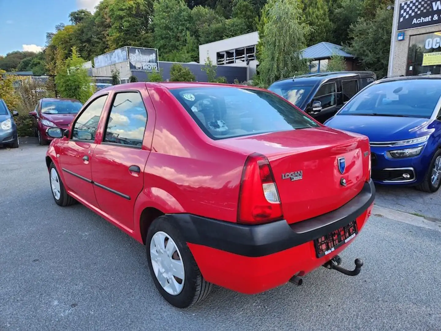 Dacia Logan Logan 1.6i Laureate Rot - 2
