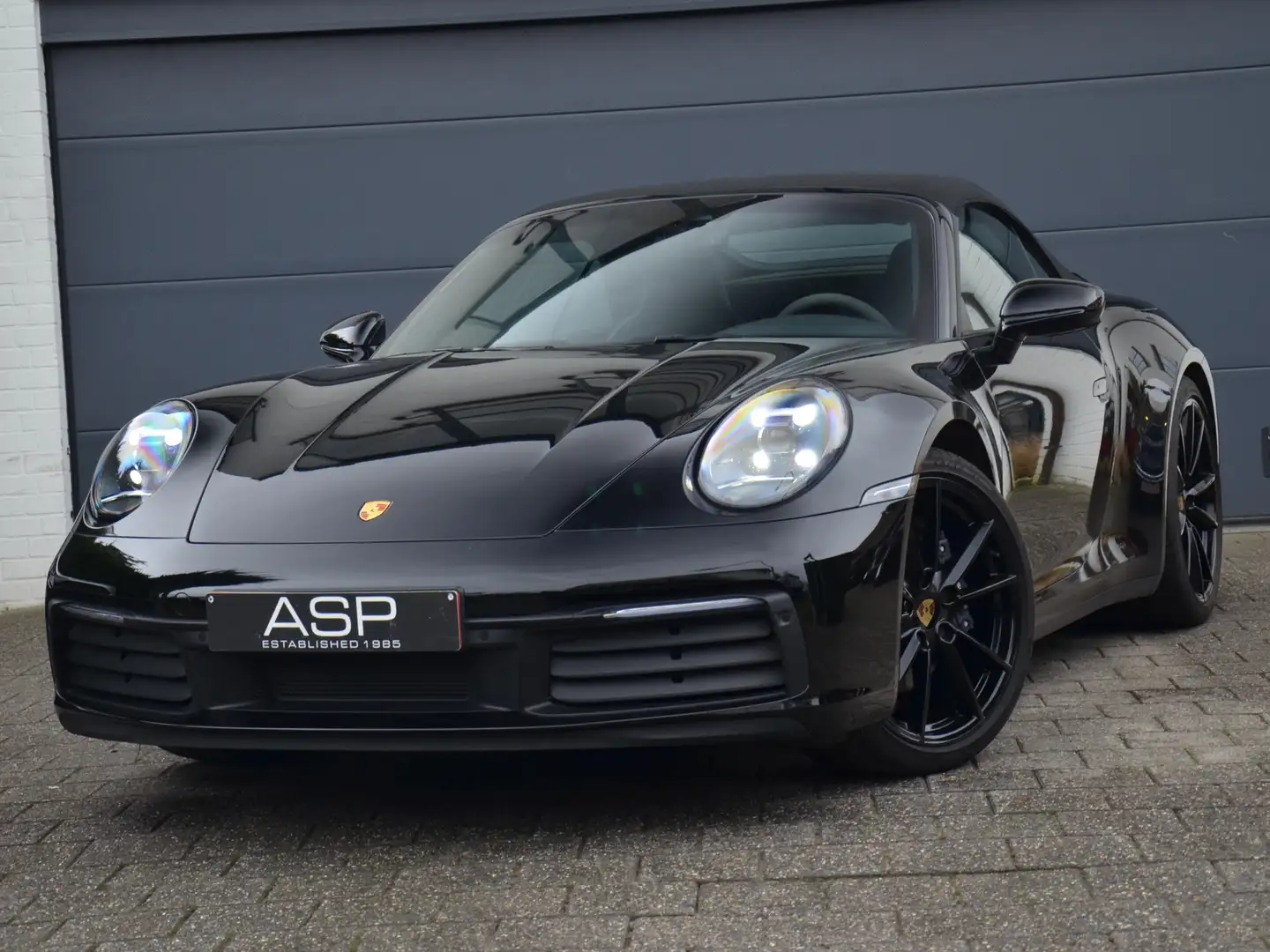 Porsche 992 - 911 Carrera Cabriolet PDK / Bose / Sportuitlaat Noir - 1