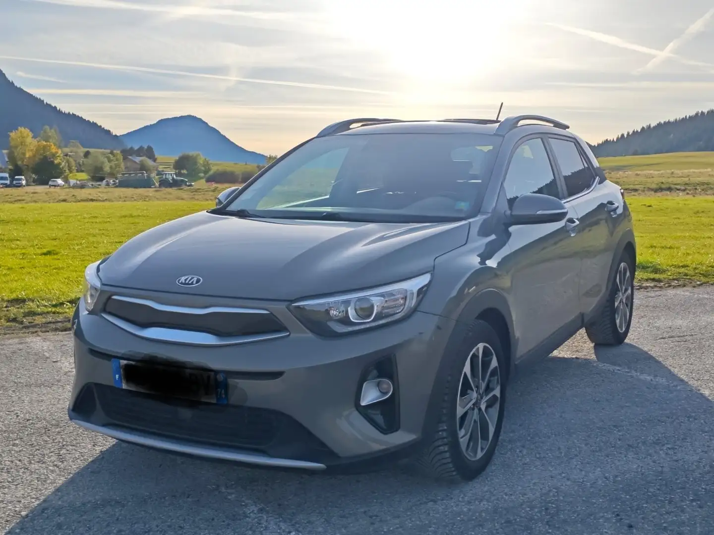 Kia Stonic Rare 1.0 T-GDi 120 ch ISG BVM6 Premium Urban Green - 1