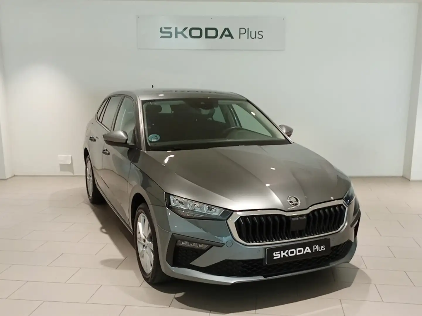 Skoda Scala 1.0 TSI Selection DSG 85kW Grigio - 1