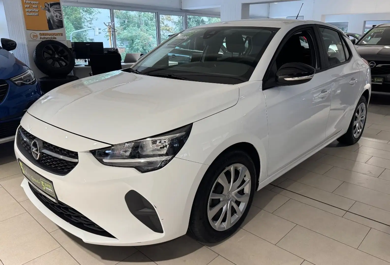 Opel Corsa F 1.5 Diesel Edition Navi+PDC+SpurH Weiß - 2