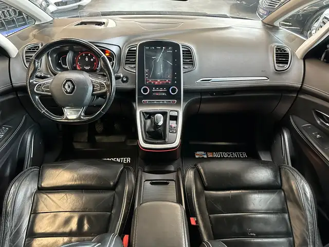 Renault Scenic view 7
