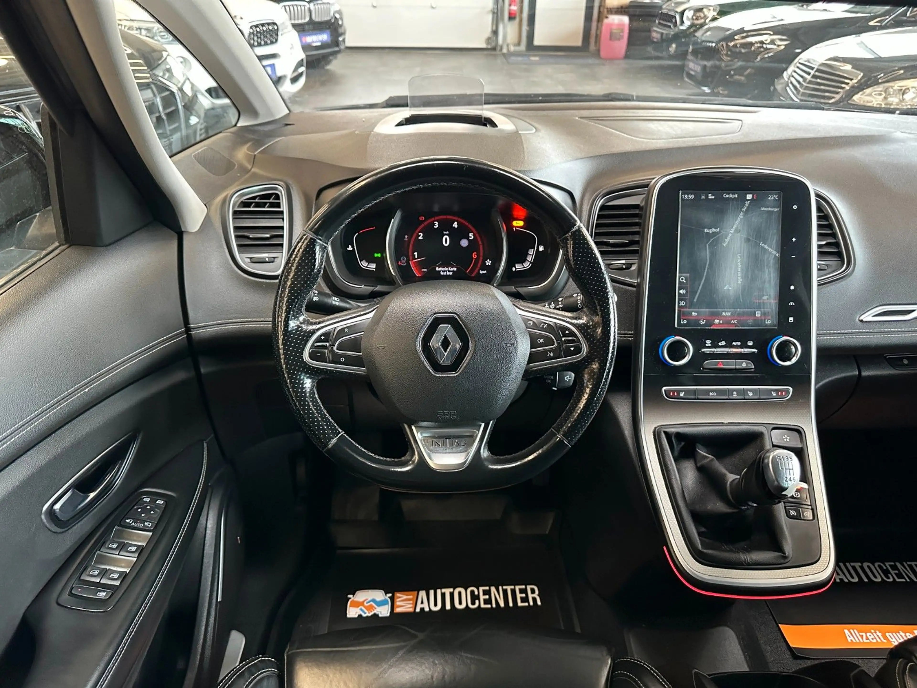 Renault Scenic IV Initiale Paris *KAM*NAVI*ACC* — photo 8