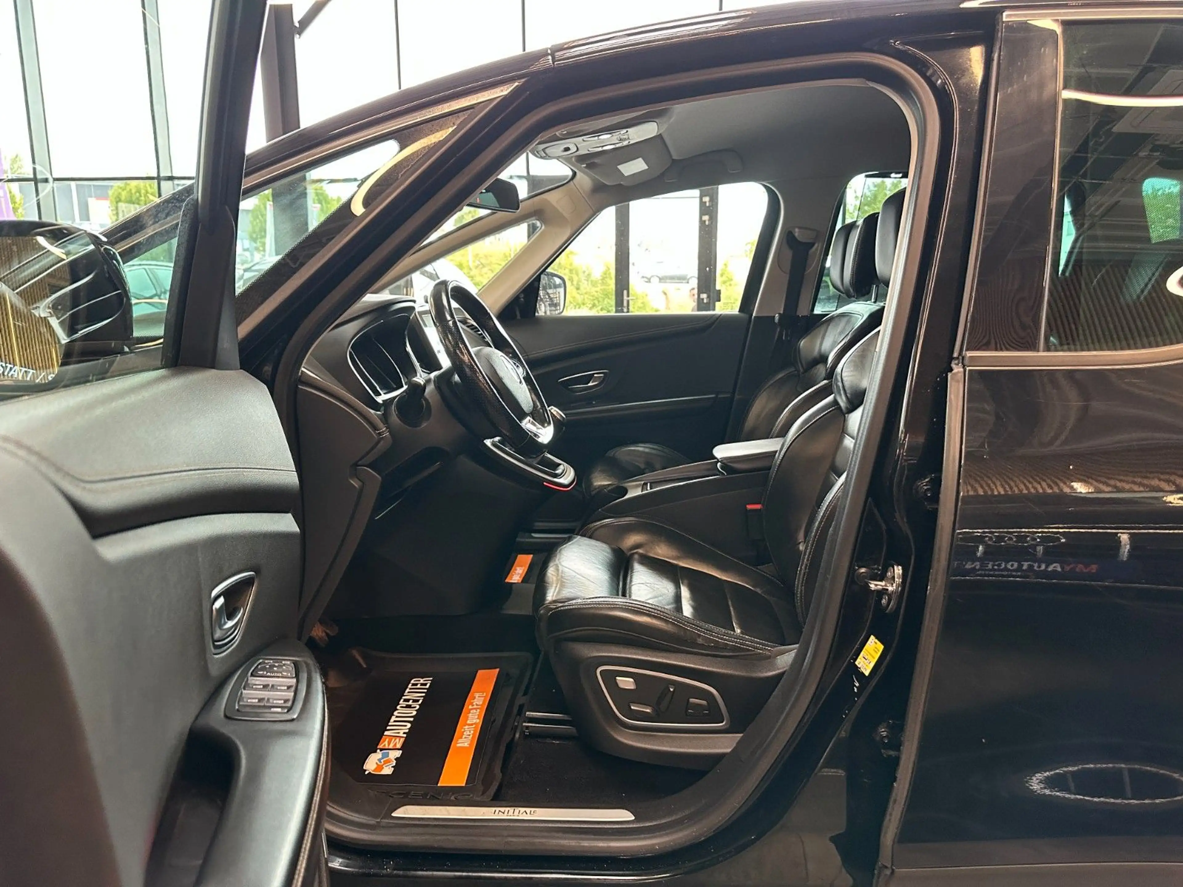 Renault Scenic IV Initiale Paris *KAM*NAVI*ACC* — photo 10