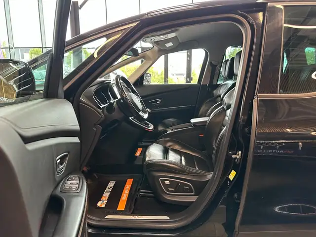 Renault Scenic view 10