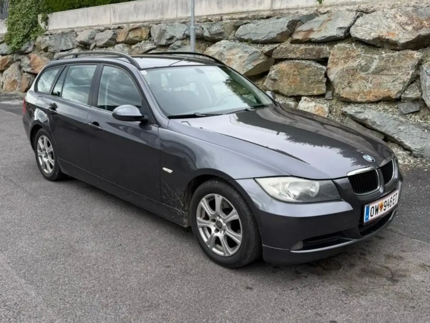 BMW 318 318i Touring Österreich-Paket Österreich-Paket Grau - 1