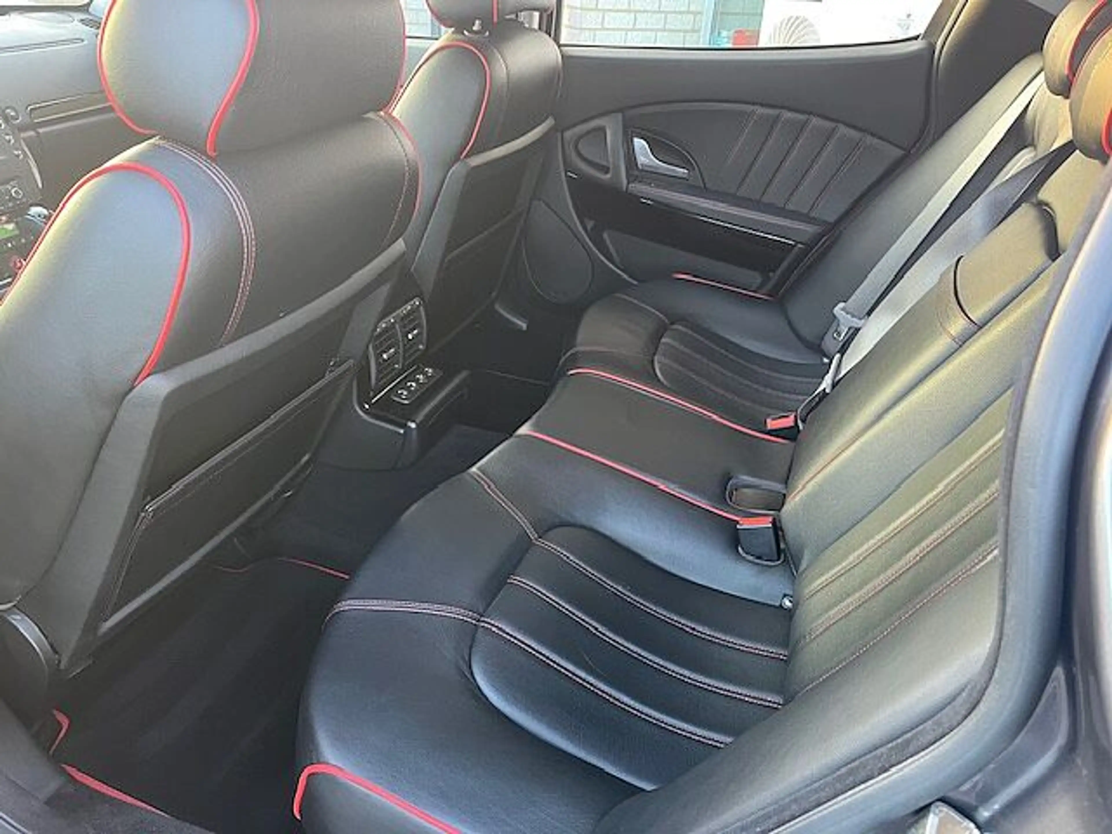 Maserati Quattroporte V Automatik - NAVI, BOSE, SZ, PDC ... - — photo 12