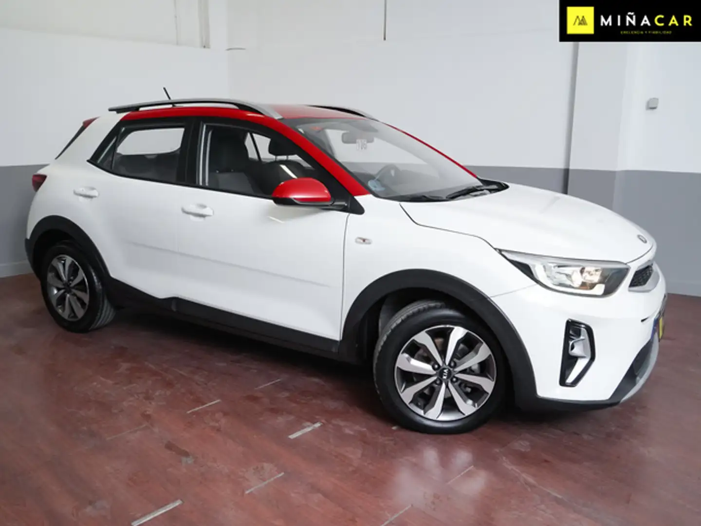 Kia Stonic 1.0 T-GDi MHEV Concept 100 Blanc - 2