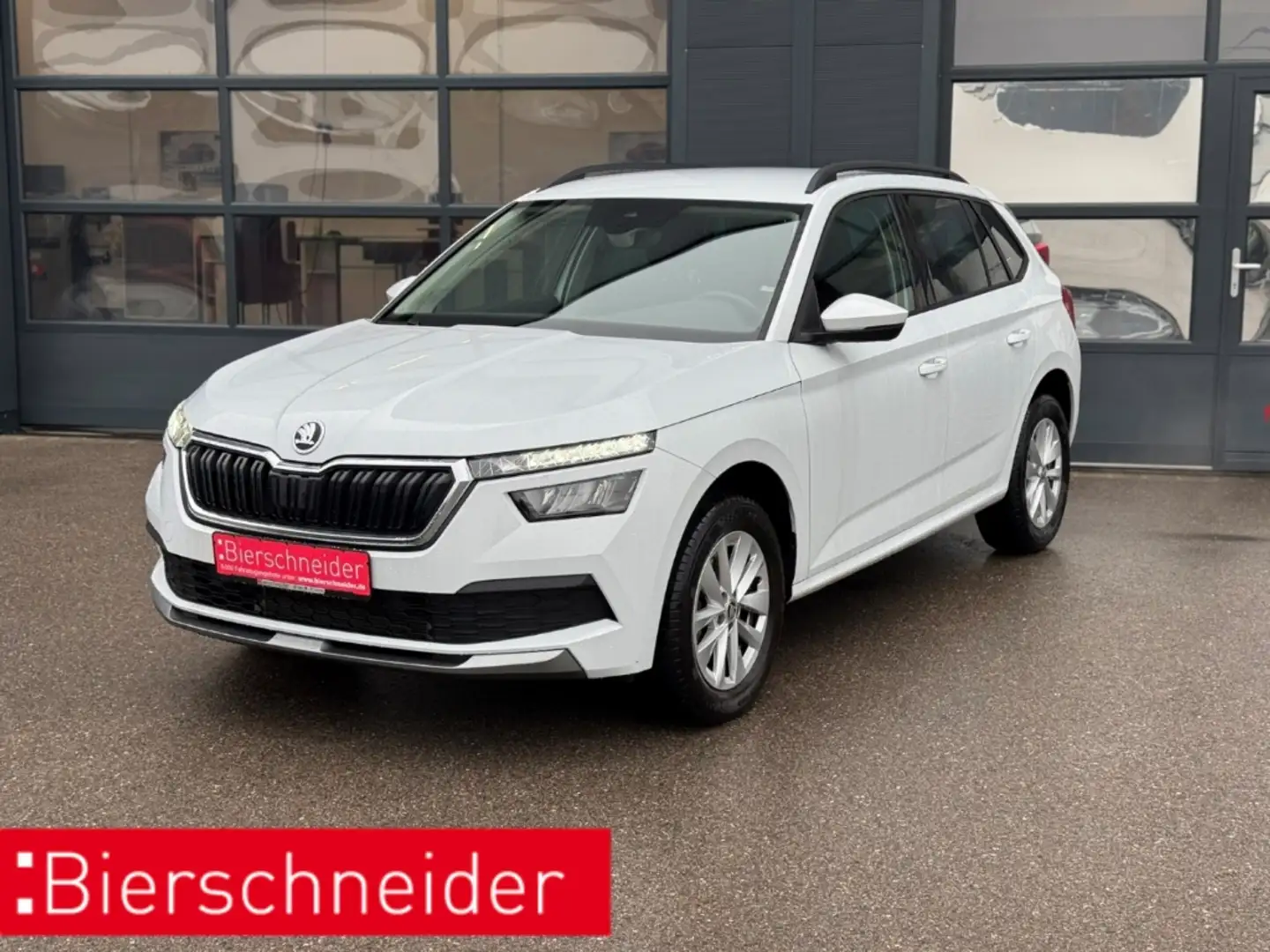 Skoda Kamiq 1.5 TSI Ambition LED PDC SHZ KLIMA BLUETOOTH Weiß - 1