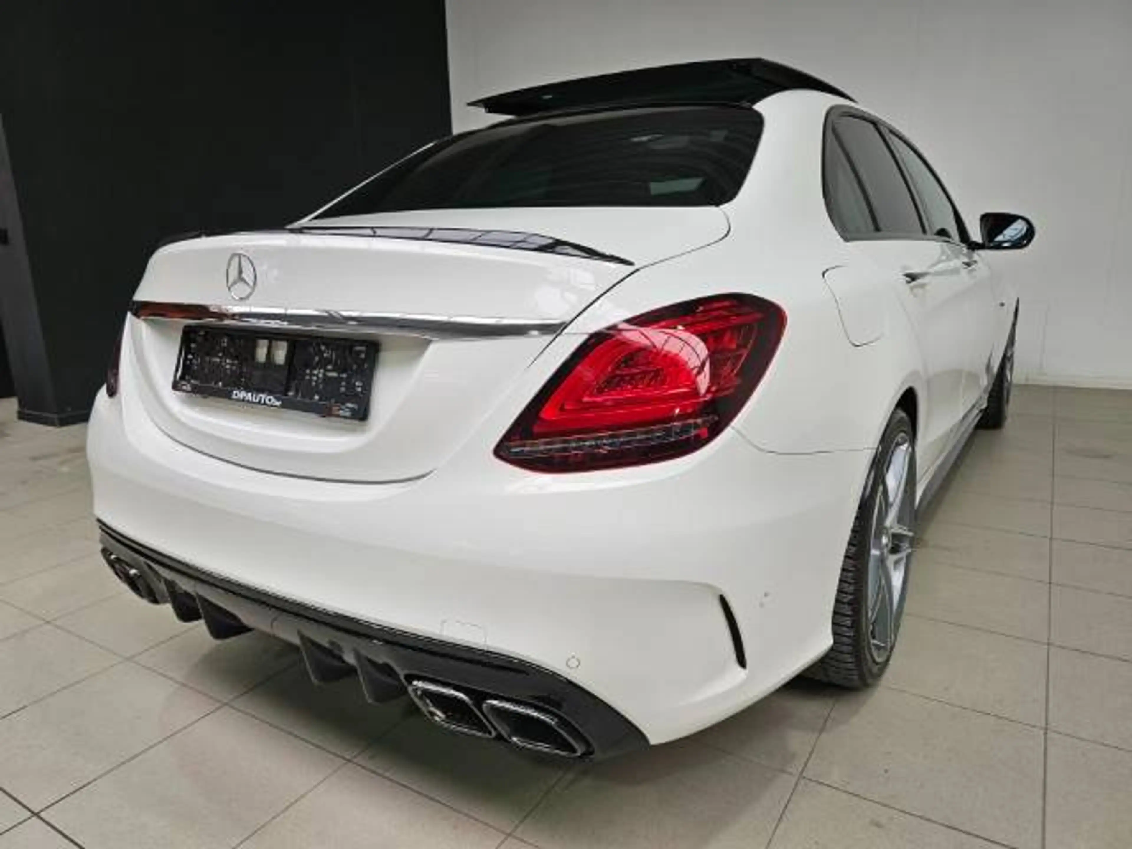 Mercedes-Benz C 63 AMG C 63 AMG — photo 11