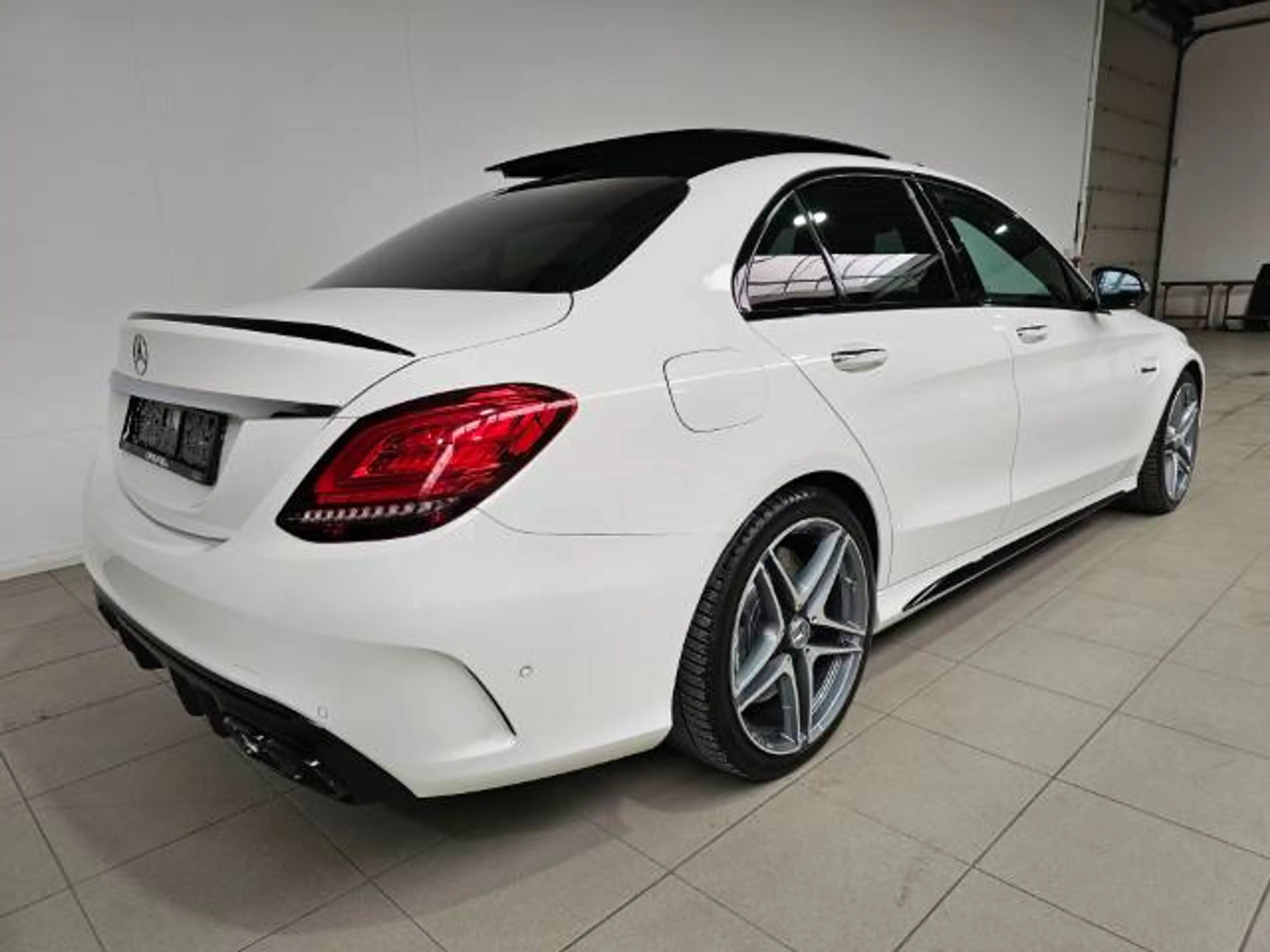 Mercedes-Benz C 63 AMG C 63 AMG — photo 9