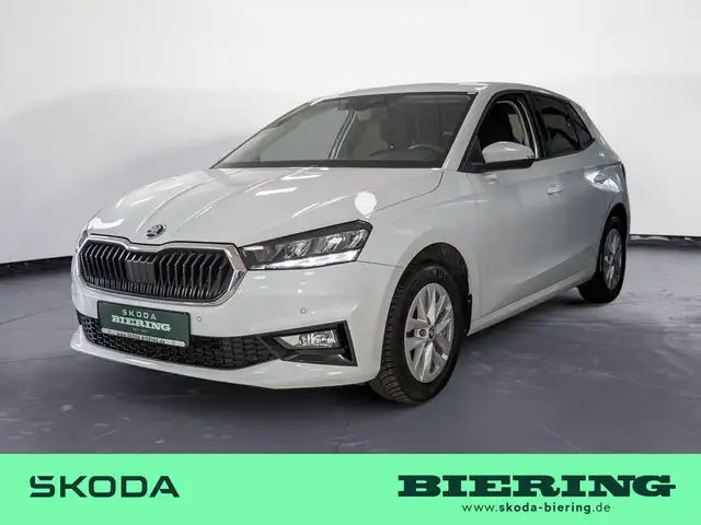 Skoda Fabia 1.0 TSI Ambition PDC SHZ NAVI W-LAN LED
