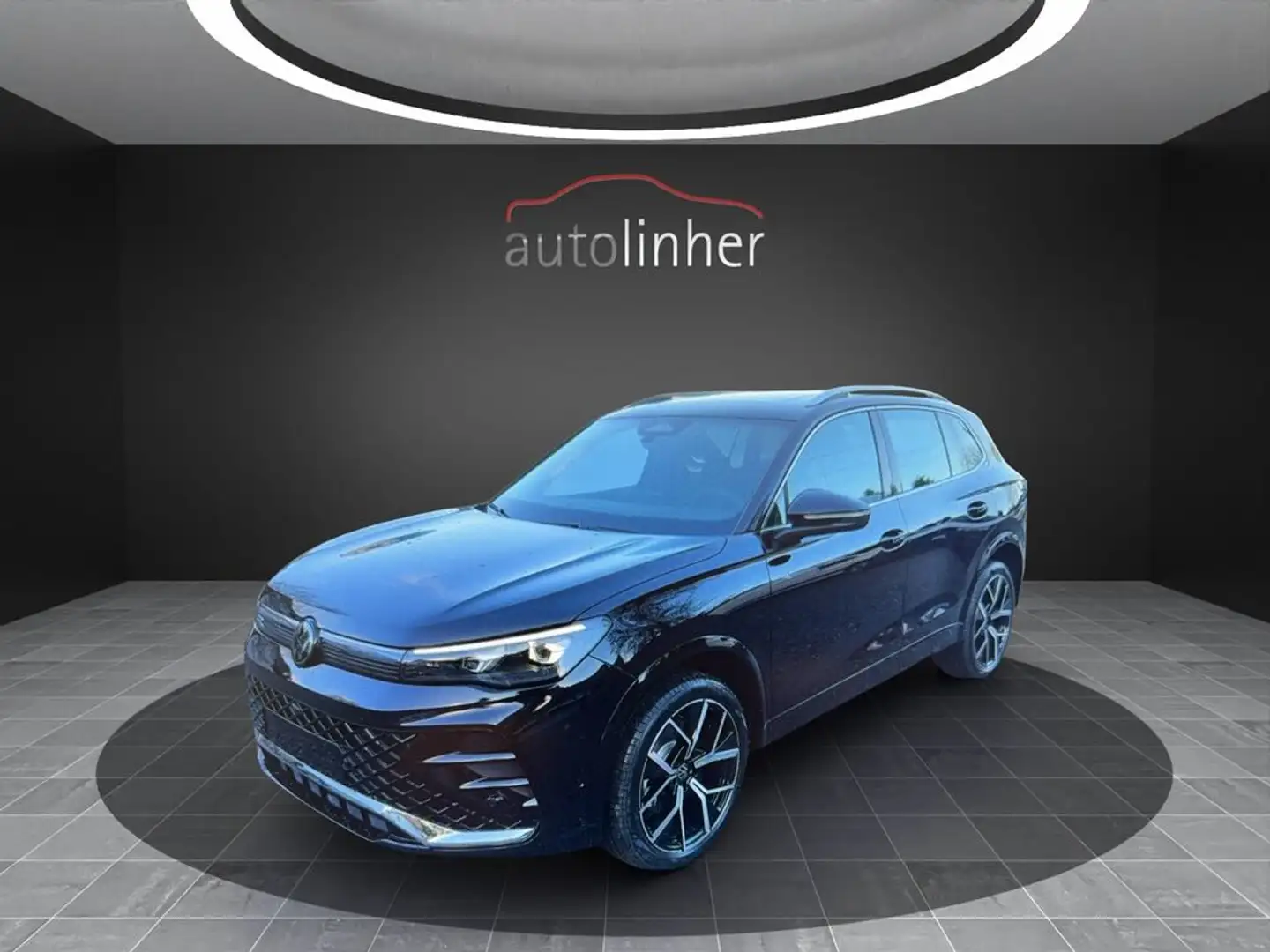 Volkswagen Tiguan R-Line 2.0 TDI 4mot DSG Schwarz - 1