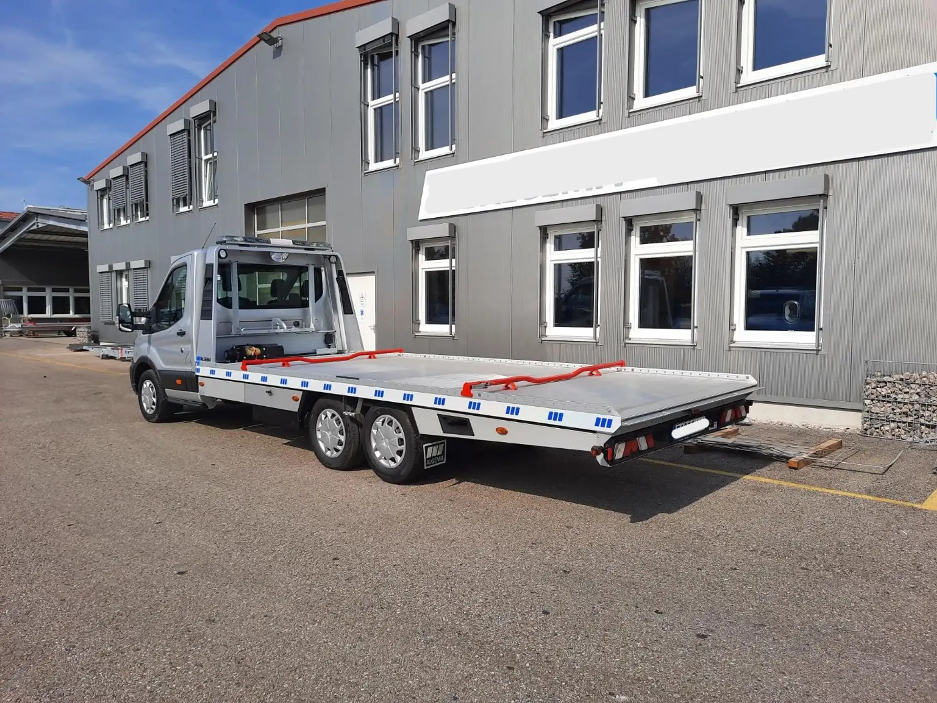 포드 Ford Transit 2.0 L5 RWD ALGEMA Blitzlader 2 5900kg zGG 2026 흰색 사진 5