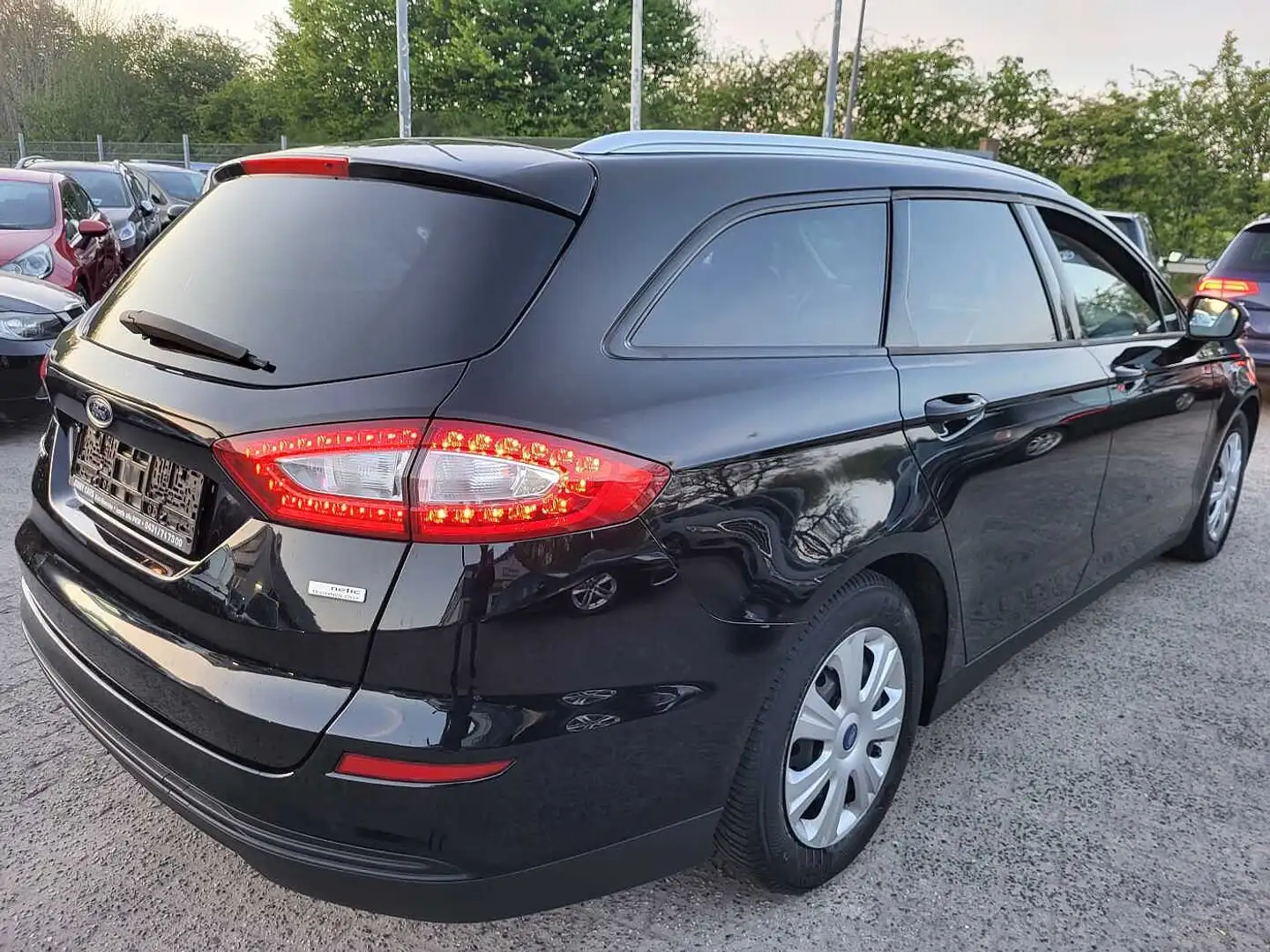 Ford Mondeo Turnier Diesel 1.5 TDCi Start-Stopp Business Editi Grau - 2