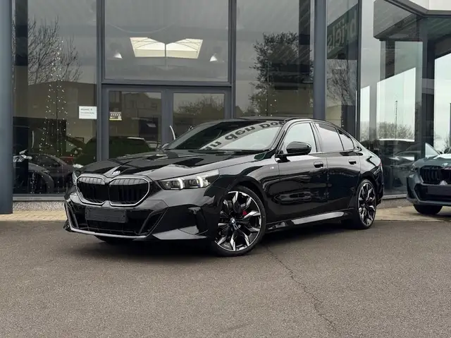 BMW 520 i Berline M Sport Pro /B&W / VERW/ 360/ HUD/ TRKHK