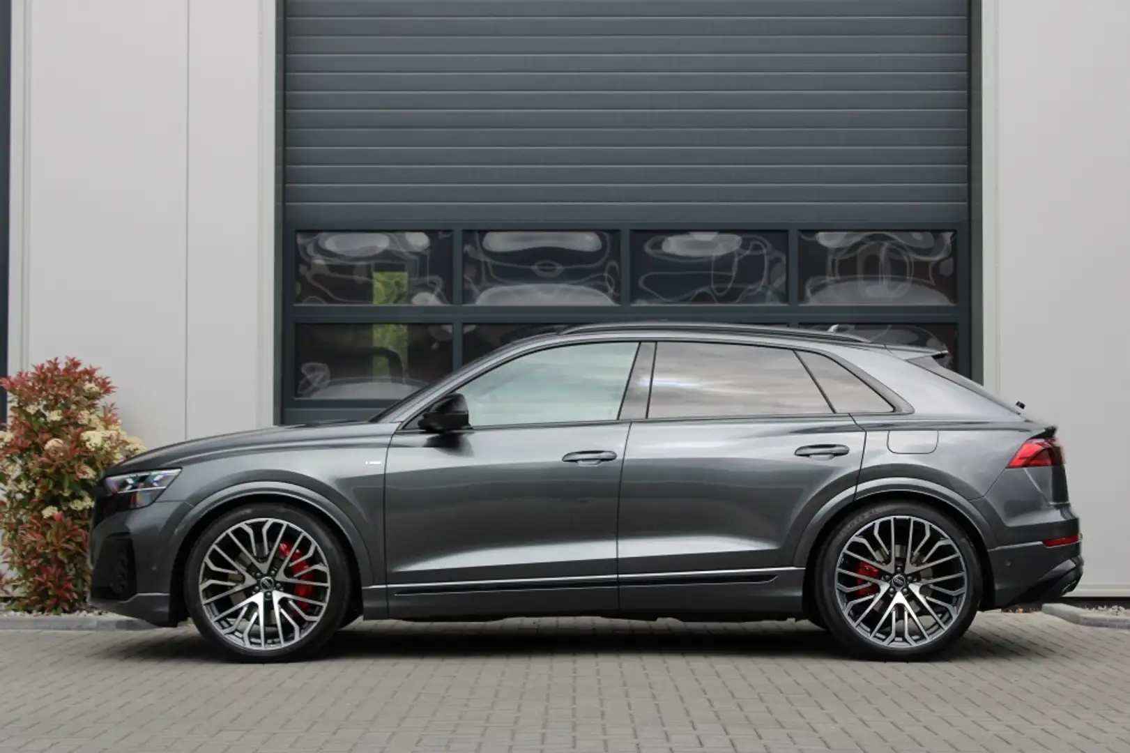 Audi Q8 60 TFSI e Quattro Competition | alle opties | 5 ja Grigio - 2