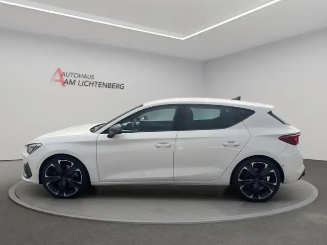 Cupra Leon view 2