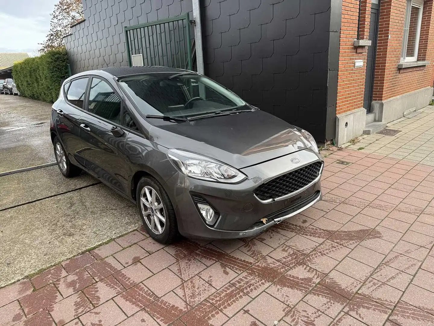 Ford Fiesta 1.0 I MET 102DKM HANDELAARS & EXPORT Noir - 2
