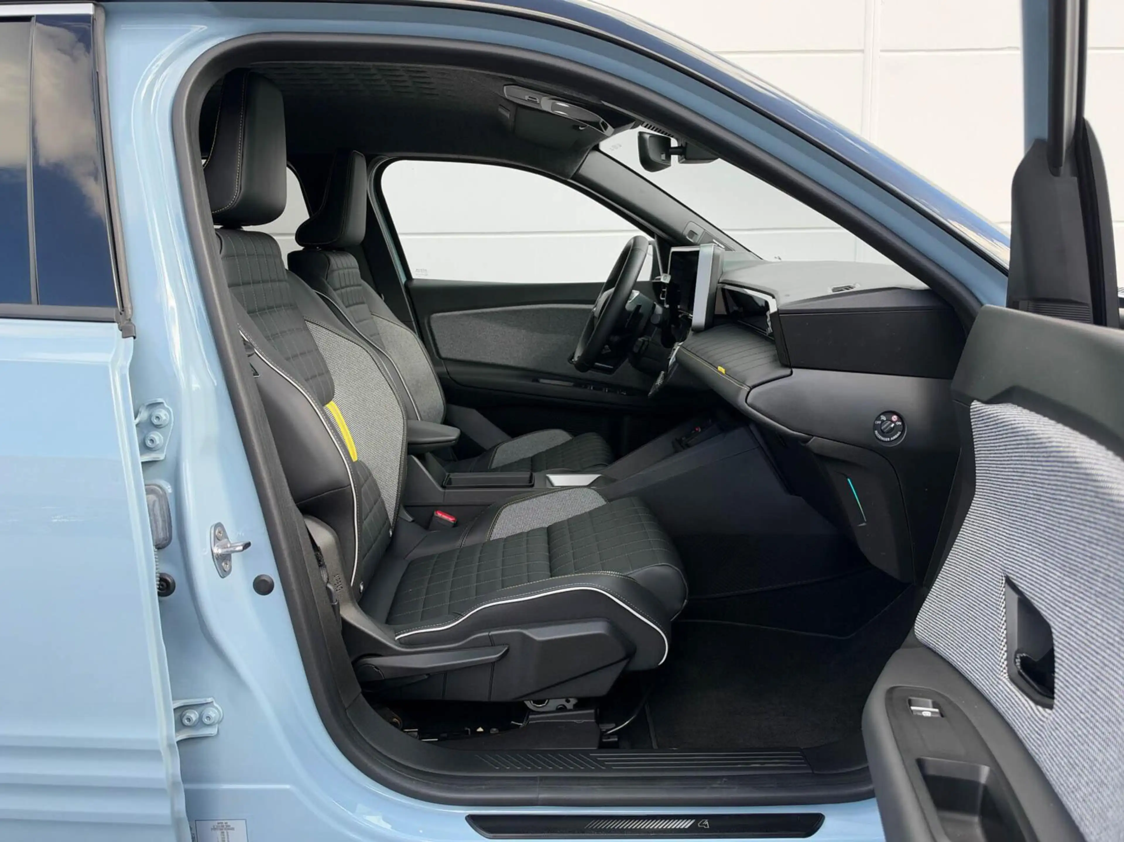 Renault R 4 Comfort Range Iconic 52 kWh | Adaptive cruise | Ha — photo 15