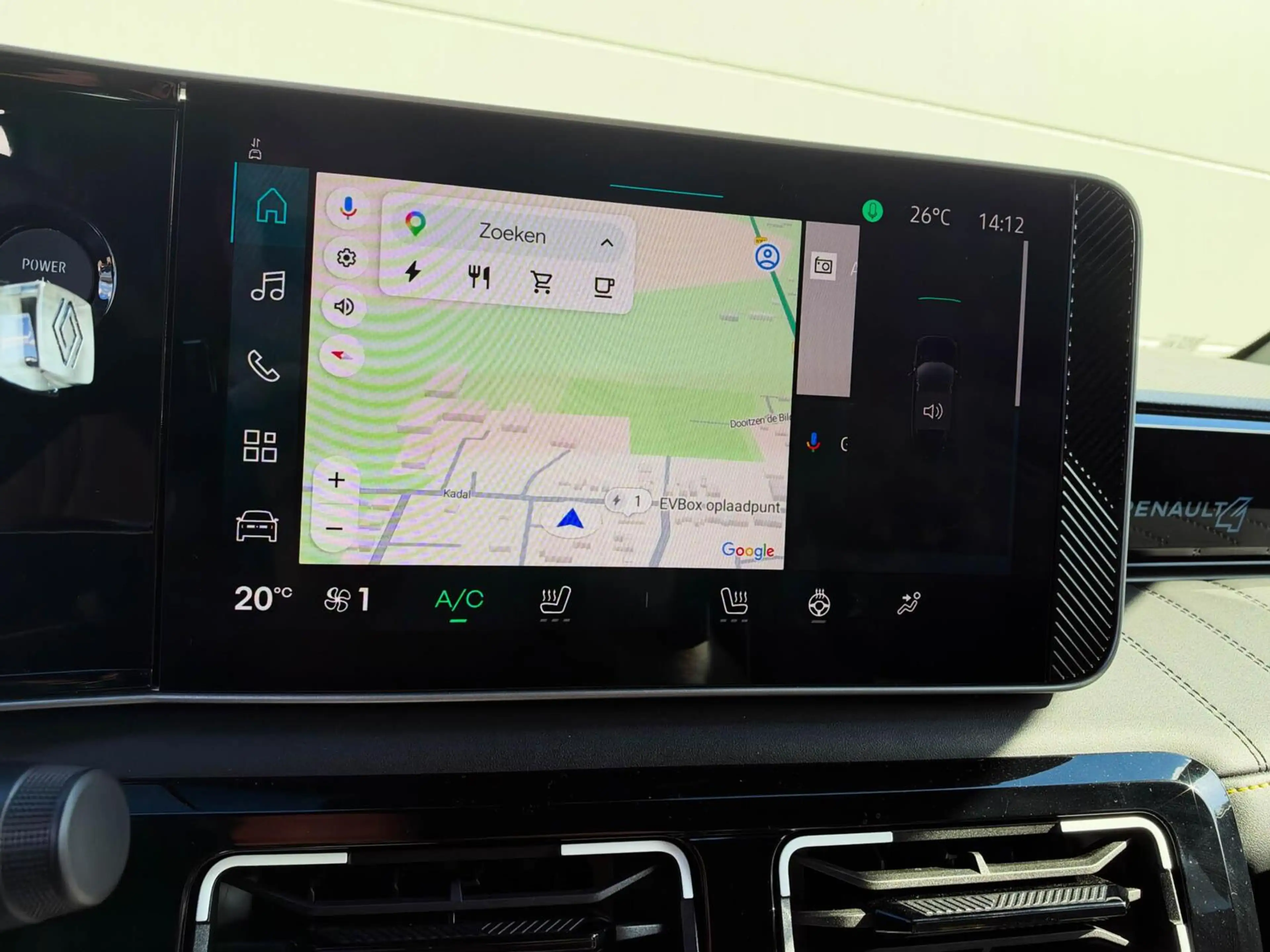 Renault R 4 Comfort Range Iconic 52 kWh | Adaptive cruise | Ha — photo 37