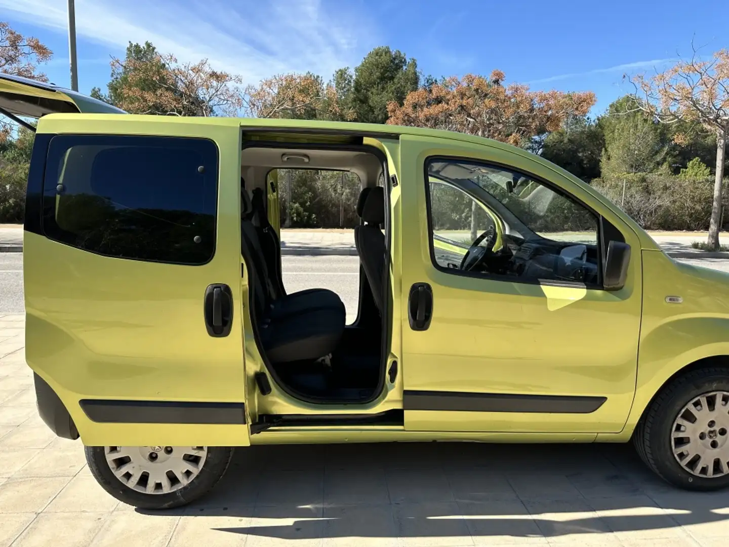 Peugeot Bipper Comercial Tepee 1.3HDI Active 75 Verde - 2