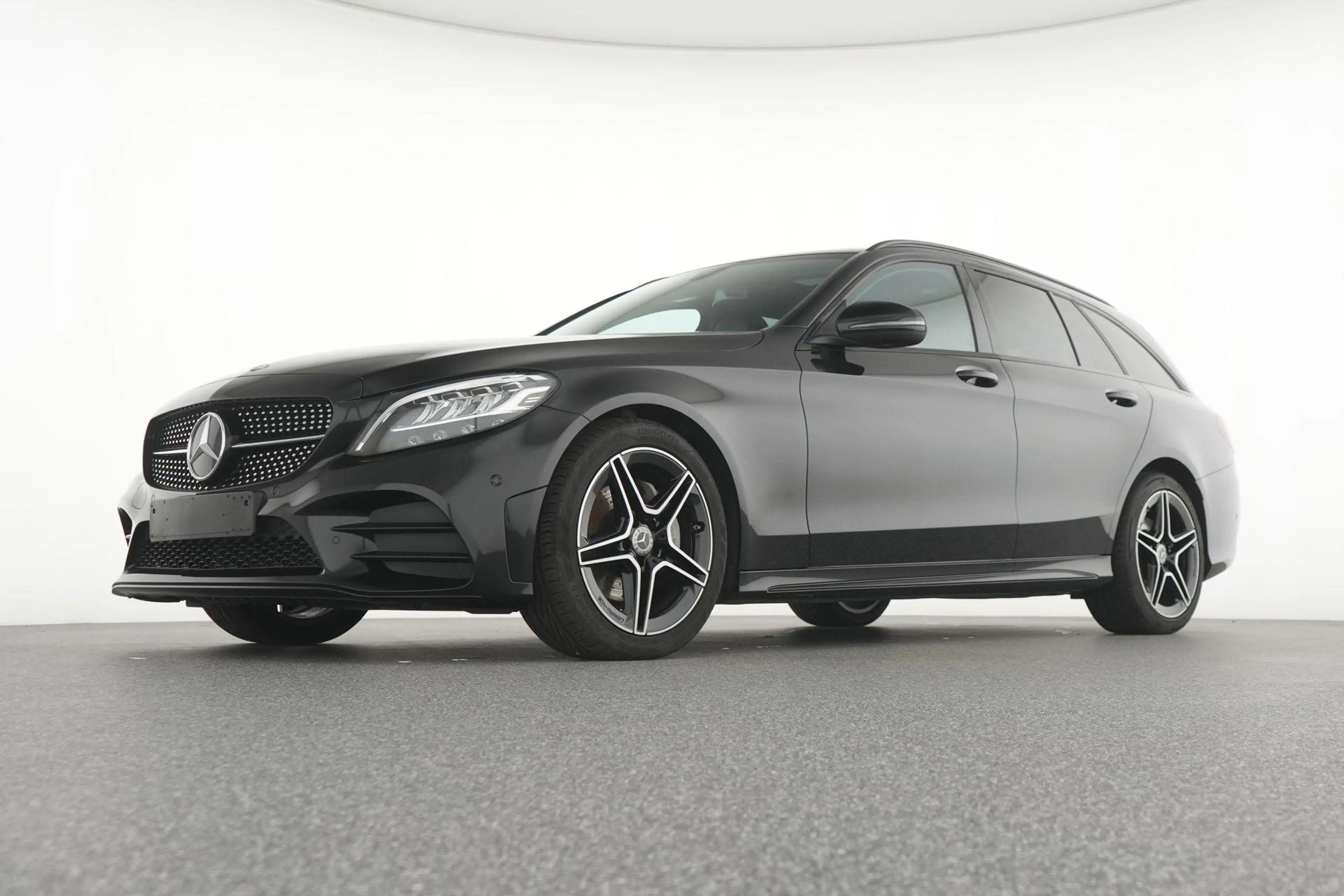 Mercedes-Benz C 180 Break AMG Line — photo 10