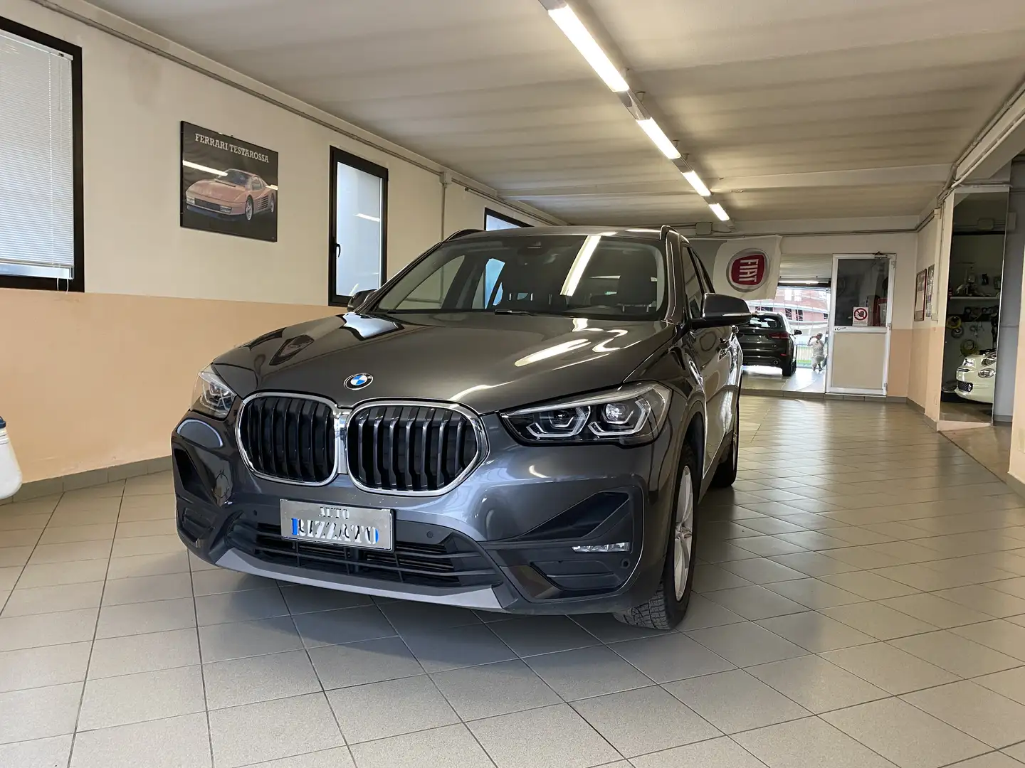 BMW X1 sdrive16d Business Advantage - KM 63.000 Grigio - 2
