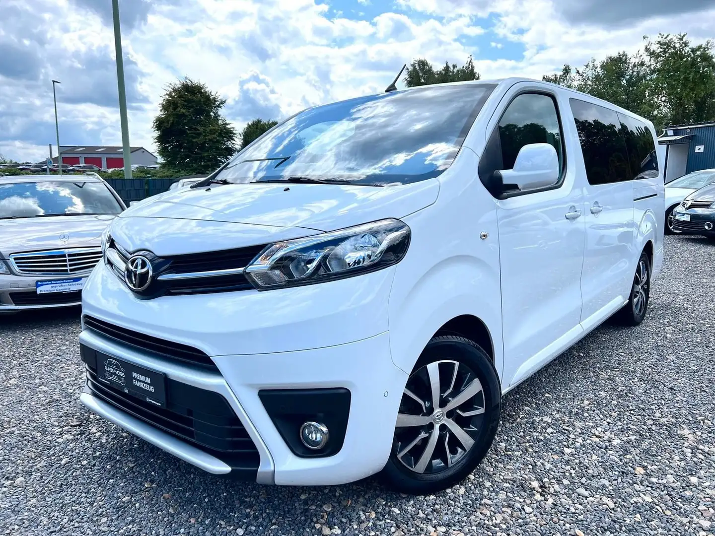 Toyota Proace PROACE VERSO L2 SHUTTLE-COMFORT-9 SITZE-KAMERA Wit - 1
