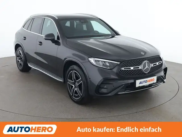 Mercedes-Benz GLC 220 GLC 220 d Mild-Hybrid 4Matic AMG Line Ansicht 8