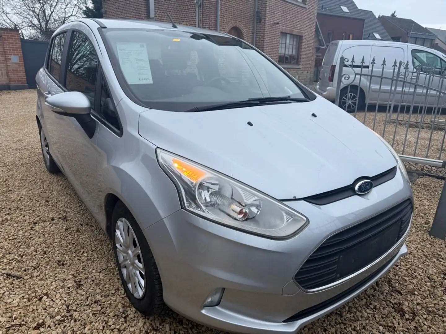 Ford B-Max B-Max 1.0 EcoBoost AIRCO SUPERBE ETAT GARANTIE Zilver - 1