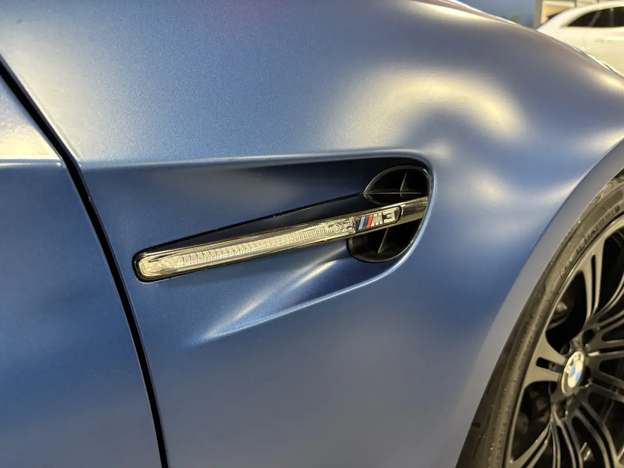 BMW M3 снимка BMW M3