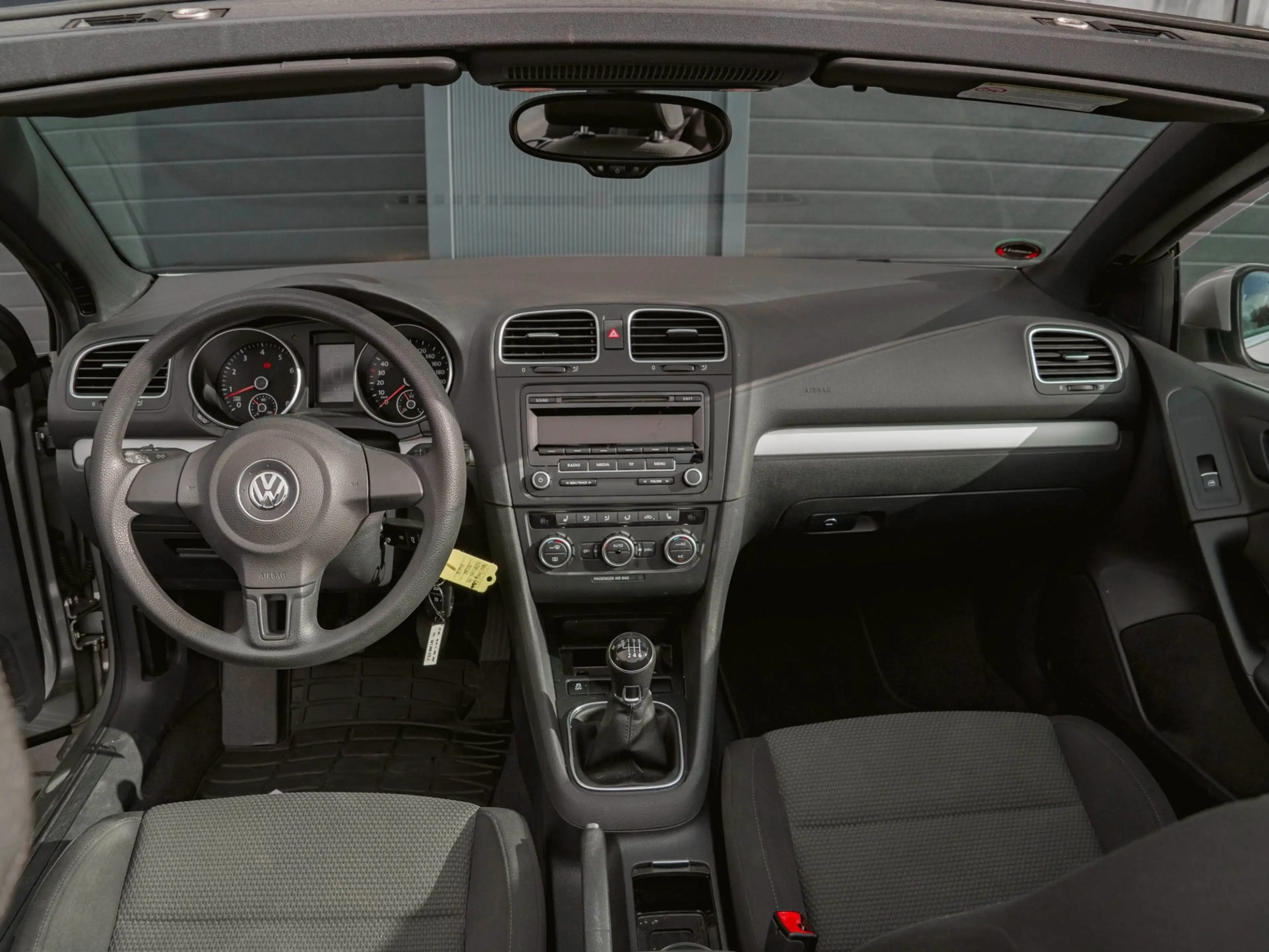 Volkswagen Golf Cabriolet 1.4 TSI PDC|Stoelverwarming|Cruise|Clima|Windscher — photo 3