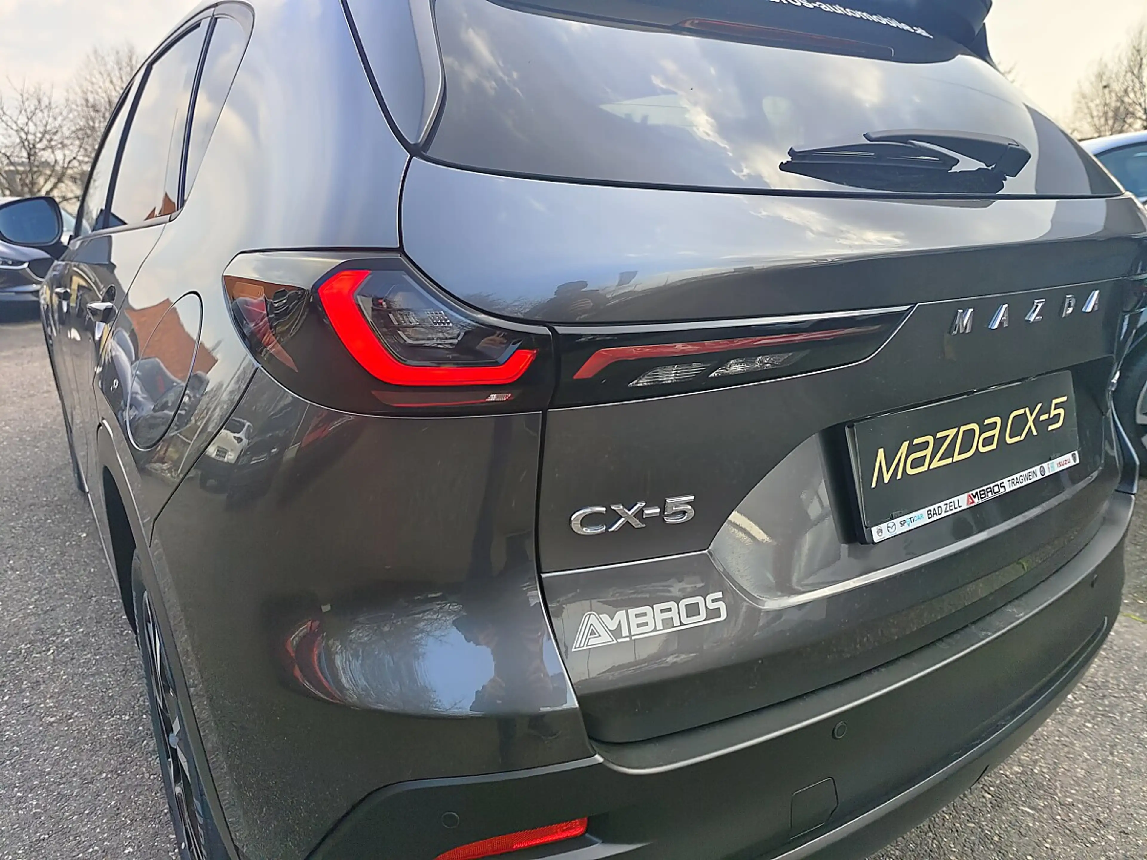 Mazda CX-5 e-Skyactiv G141 MHEV Centre-Line Automatik — photo 11