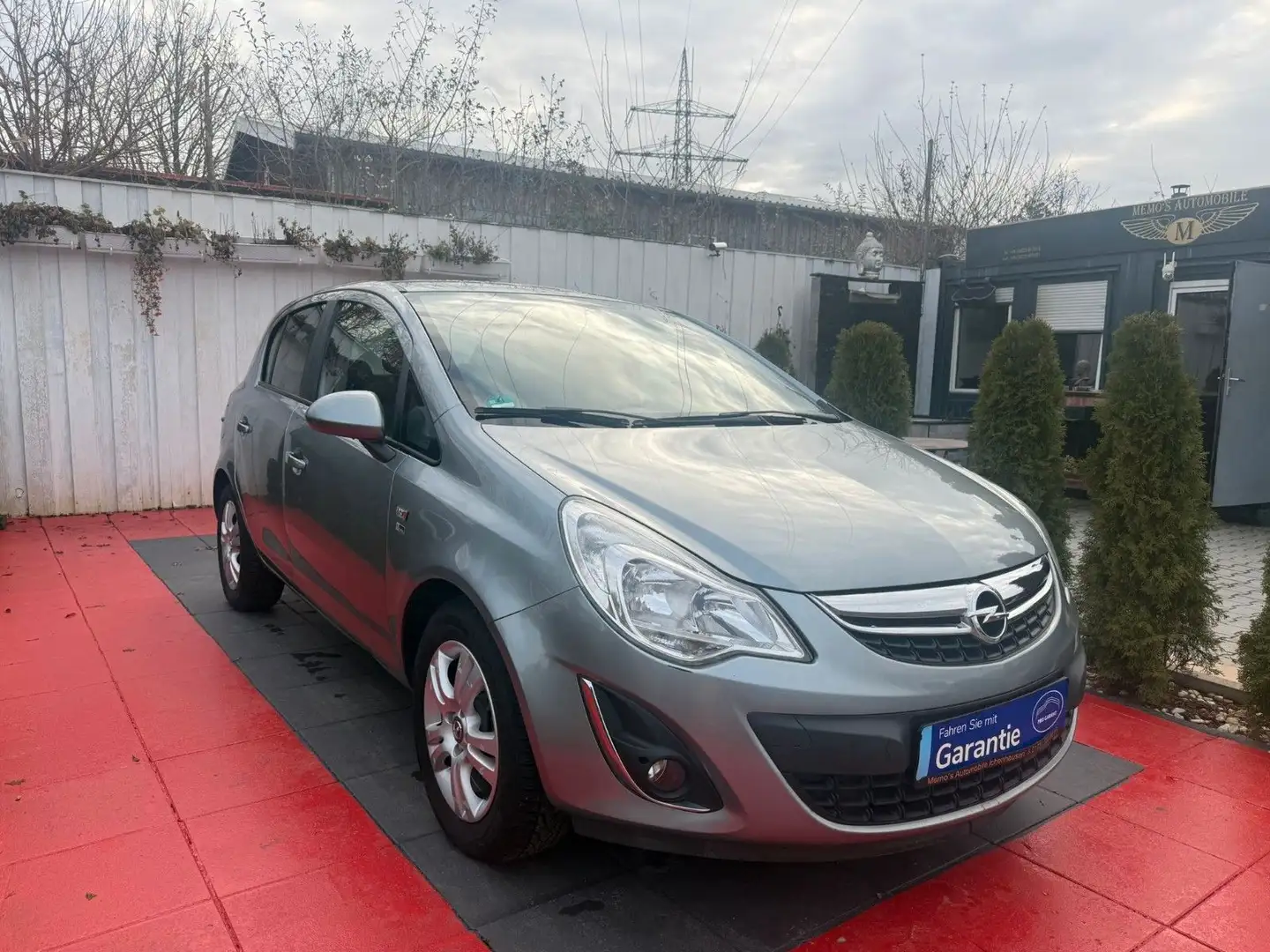 Opel Corsa D 150 Jahre Opel Silber - 2