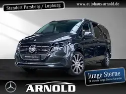 Mercedes-Benz V 300 d 4M STYLE Lang AHK MULTIBEAM el Türen 7 S Basic/Navi/Distronic/Autom./Klima/Sitzhzg./LED/Widescreen Cockpit/Zusatzhz.