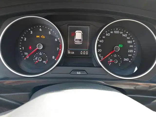 Volkswagen Tiguan view 10