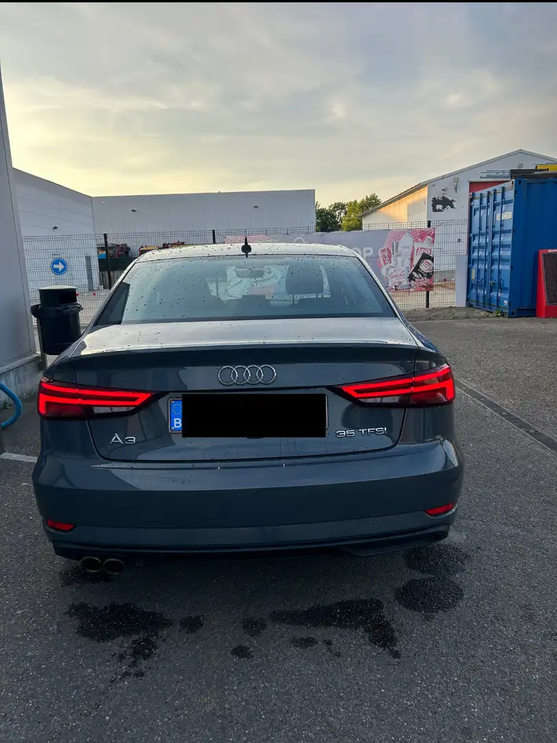 Audi A3 35 tfsi , limousine sedan Grijs - 1