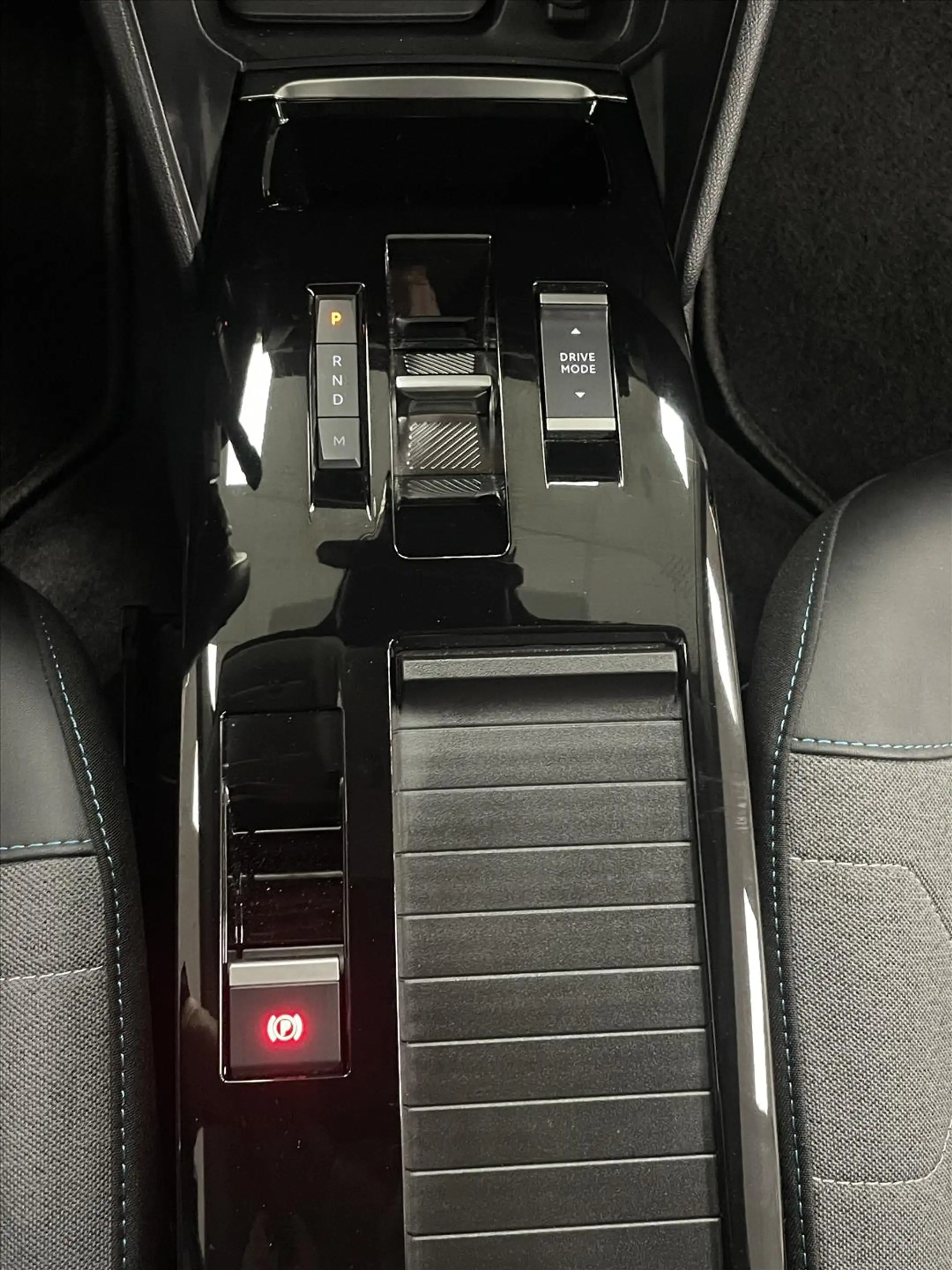 Citroen C4 X MAX Automaat 130pk Handsfree achterklep | Navi+Car — photo 40