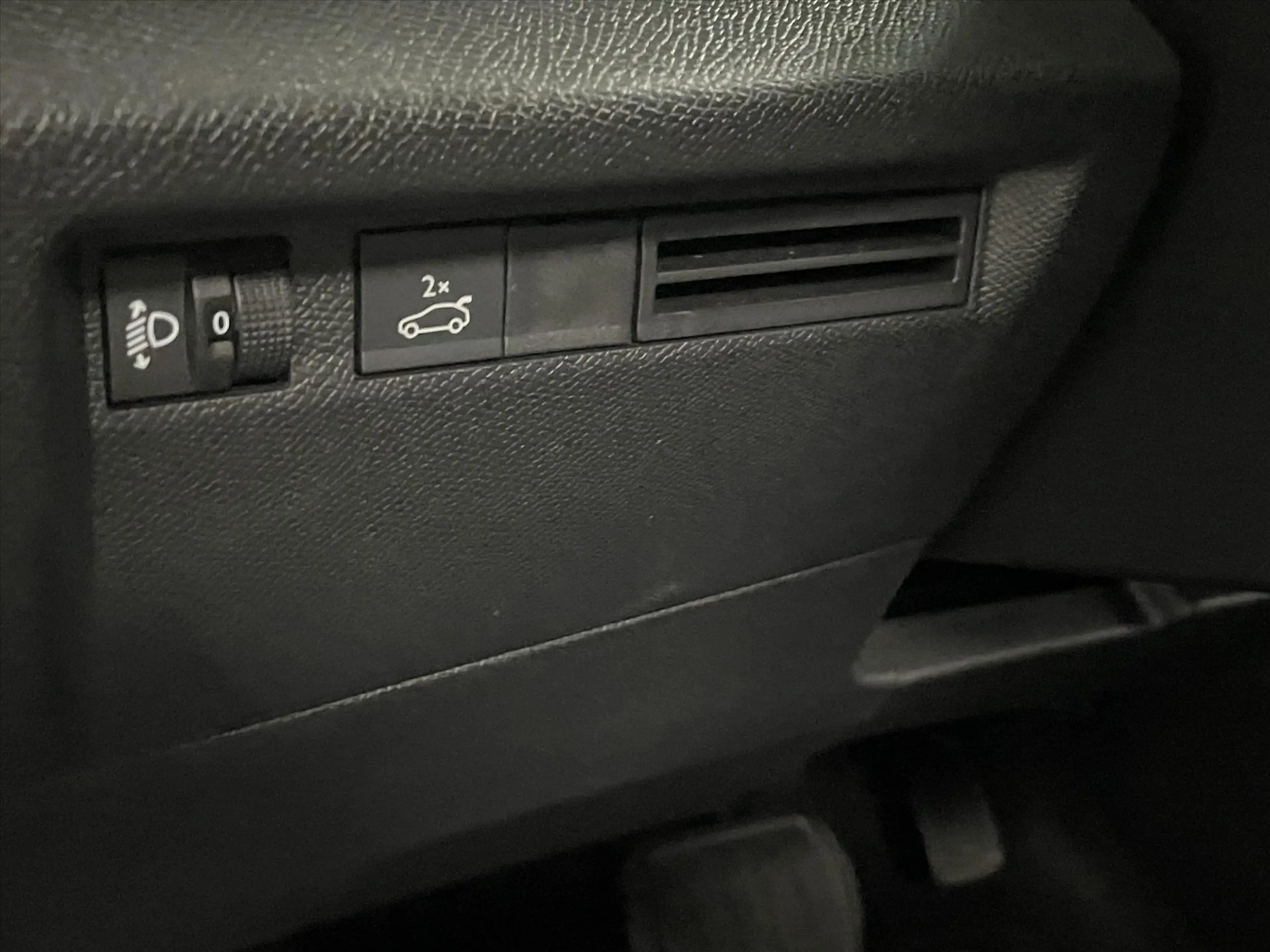 Citroen C4 X MAX Automaat 130pk Handsfree achterklep | Navi+Car — photo 34