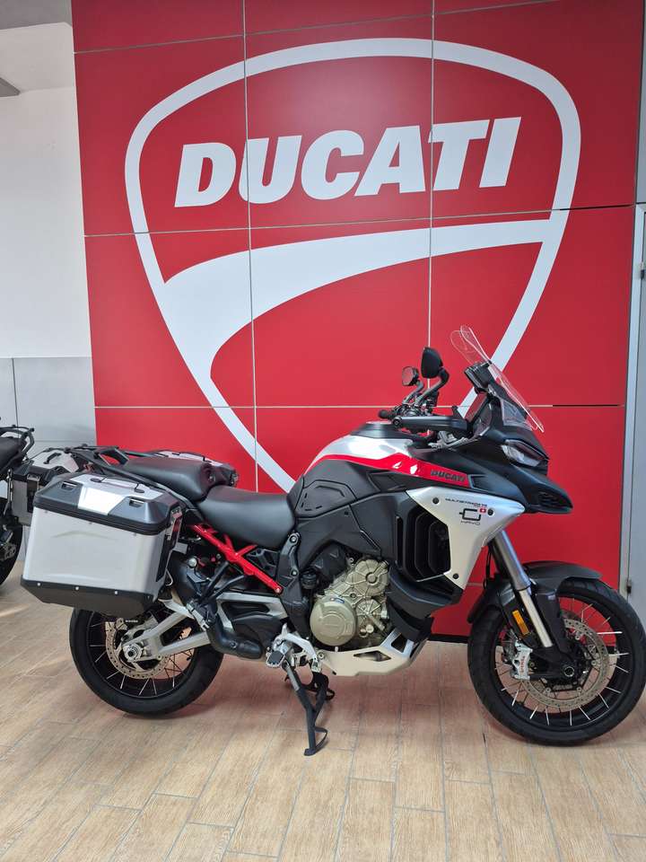 Ducati Multistrada V4 S Rally Full
