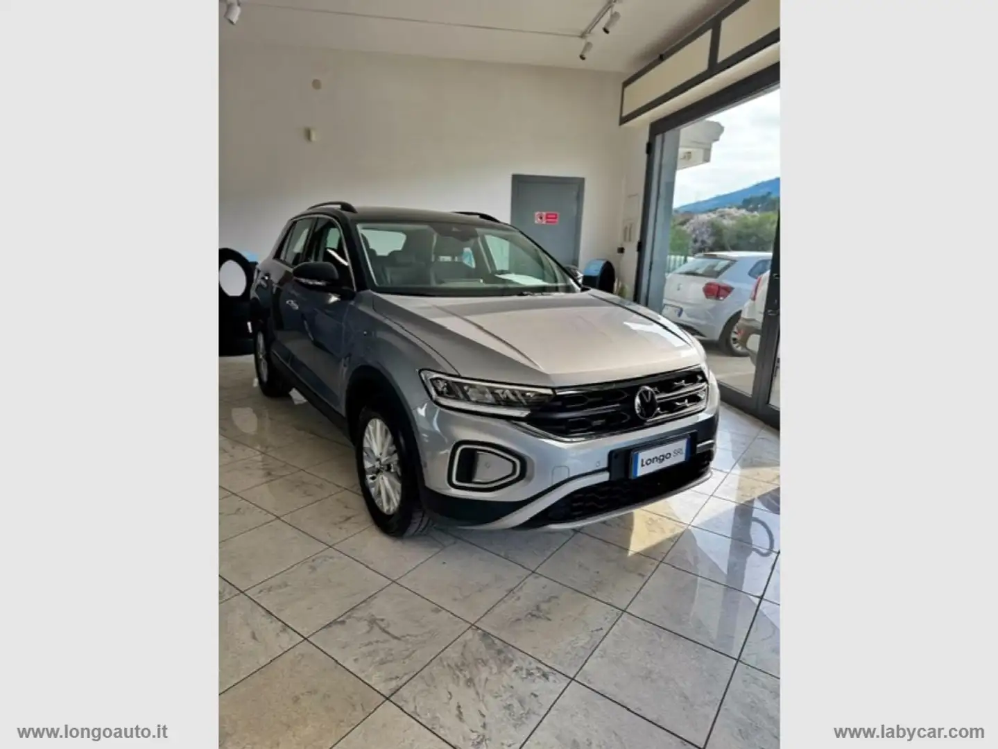 Volkswagen T-Roc 2.0 TDI SCR Life ADATTA NEOPATENTATI Grigio - 1