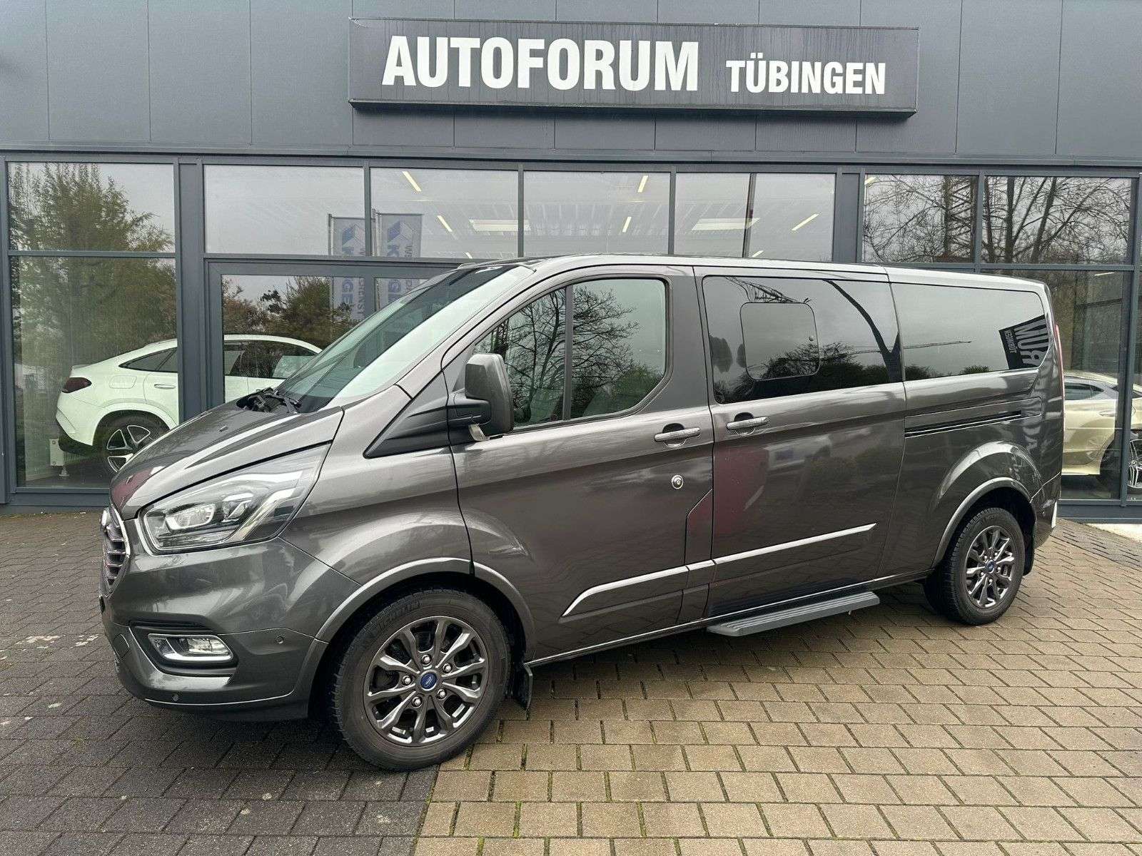 Second hand Ford Tourneo Custom 2.0
