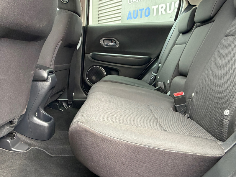Honda HR-V 1.5 i-VTEC 131PK Automaat,Clima,Cruise,Isofix,Blue — photo 10