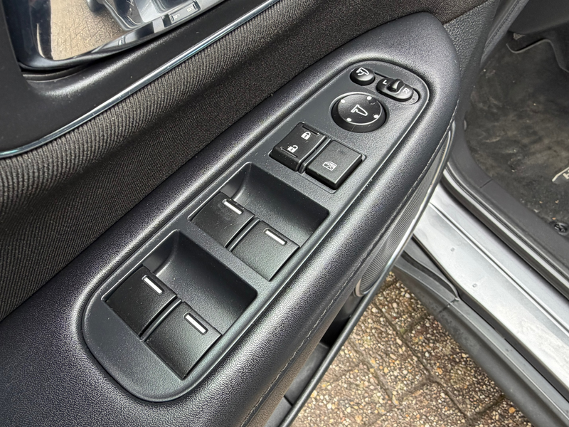 Honda HR-V 1.5 i-VTEC 131PK Automaat,Clima,Cruise,Isofix,Blue — photo 15