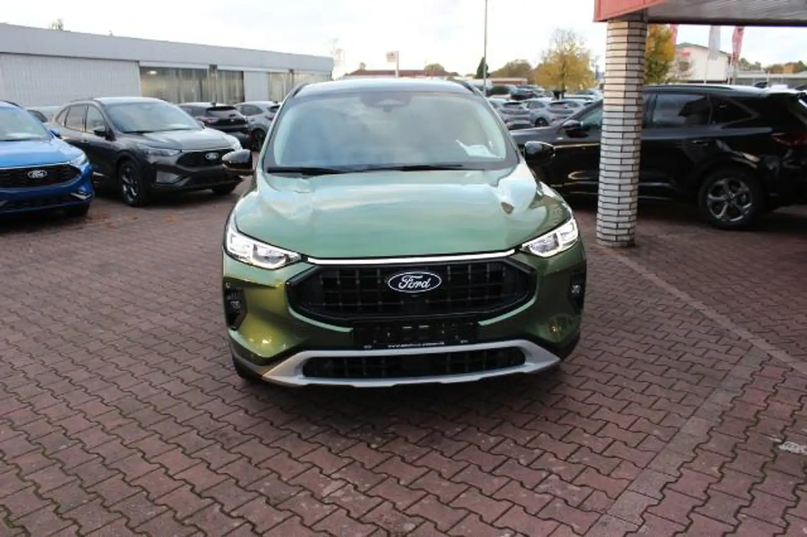 Ford Kuga Active X PHEV + Technologie - 20 Zoll - Panoramada Vert - 2