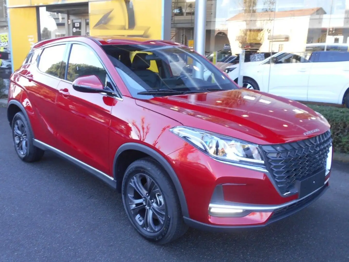 DFSK Fengon 500 Glory 500 Standard 1.5 106cv AT PROMO GPL OMAGGIO Roşu - 1