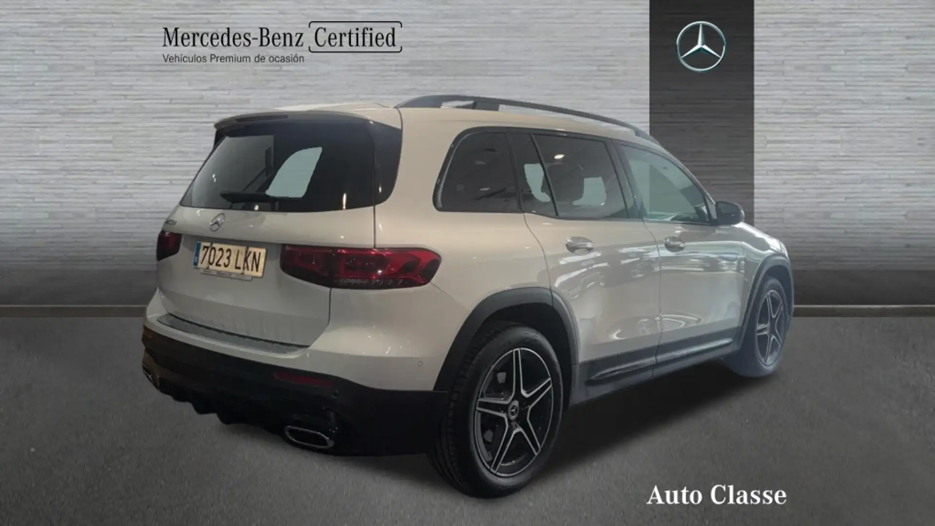 Mercedes-Benz GLB 200 -CLASS D AMG LINE Blanco - 2